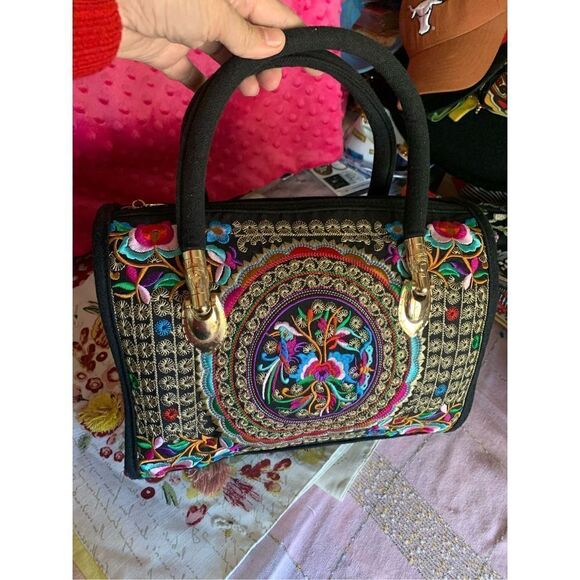 DAUBDO Embroidered Handbag Amazon - Picture 6 of 10